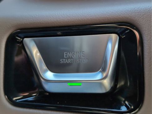 New 2026 GMC Yukon XL Denali w/ Denali Reserve Package AWD/4WD image 23