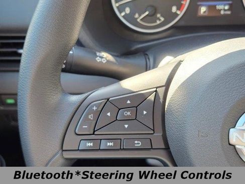 Used 2025 Nissan Sentra S image 5