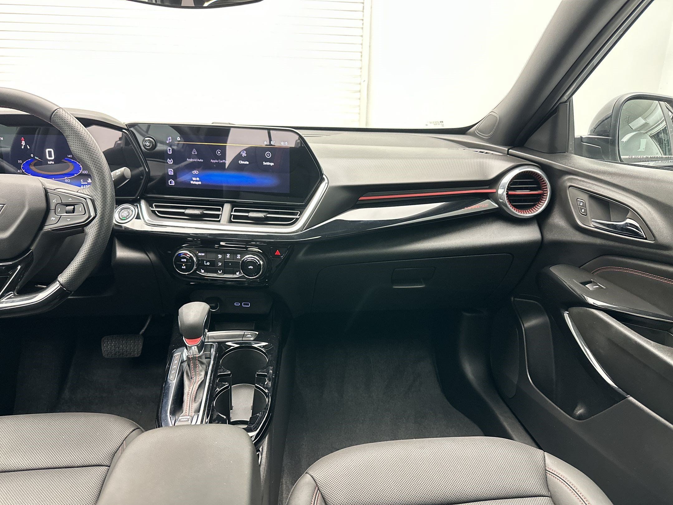 Certified 2026 Chevrolet Trax RS w/ Sunroof Package FWD image 29