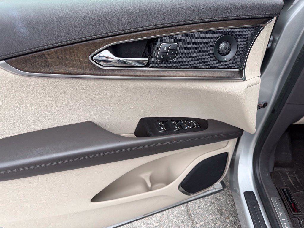 Used 2019 Lincoln Nautilus Reserve FWD image 22