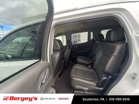 Certified 2023 GMC Acadia AT4 w/ Preferred Package image 29