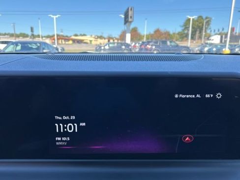 Used 2025 Kia Seltos EX image 14