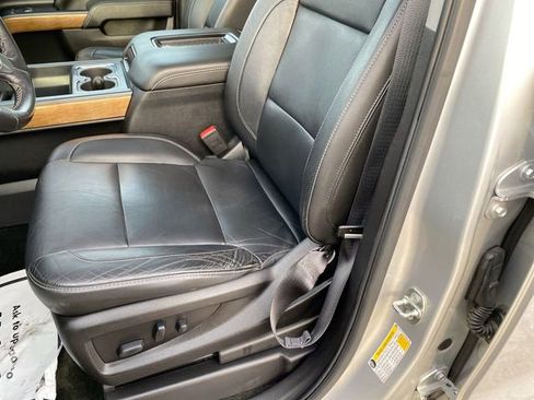 Used 2018 Chevrolet Silverado 1500 LTZ w/ Sport Package image 18