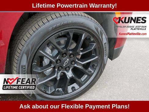 Used 2023 Chevrolet Suburban Premier AWD/4WD image 11