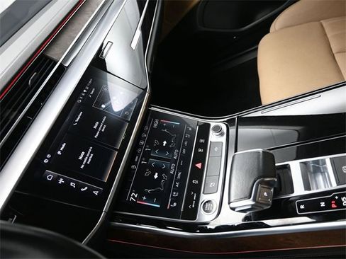 Used 2021 Audi A8 L 3.0T w/ Executive Plus Package image 22