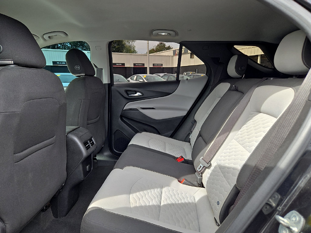 Used 2018 Chevrolet Equinox LT AWD/4WD image 11