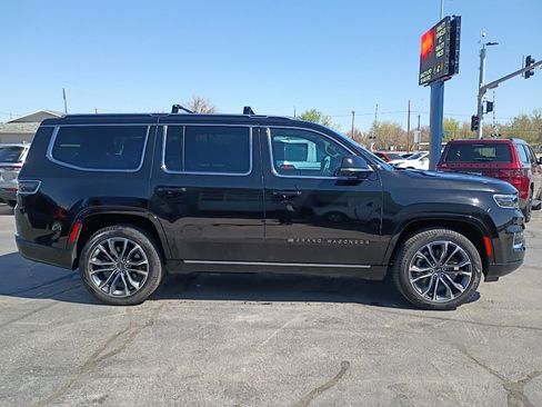 Used 2024 Jeep Grand Wagoneer Series III w/ Rear Seat Video Group 1 AWD/4WD image 5