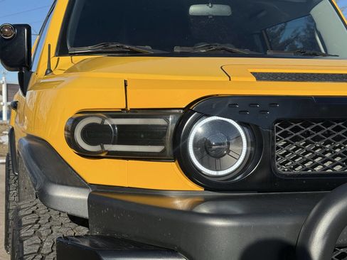 Used 2007 Toyota FJ Cruiser 4WD w/ Upgrade Pkg 2 image 11