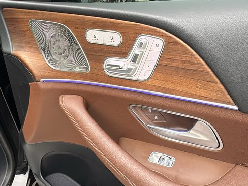 Used 2024 Mercedes-Benz GLS 450 GLS 450 image 32