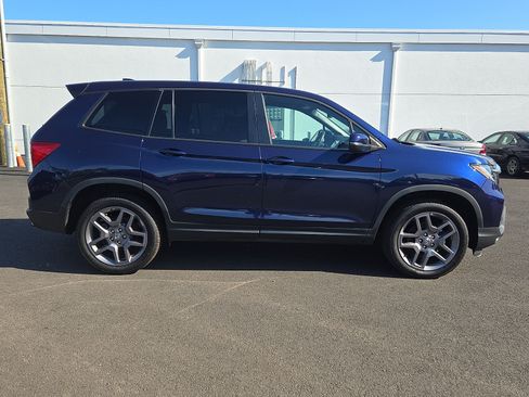Used 2023 Honda Passport EX-L image 7
