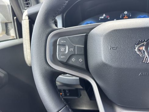 New 2025 Ford Bronco Badlands image 28