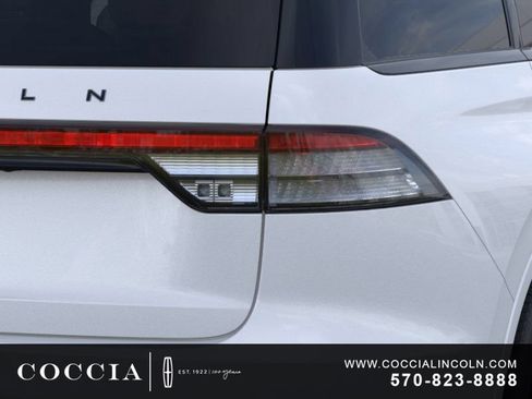 New 2026 Lincoln Aviator Black Label w/ Jet Appearance Package AWD/4WD image 21