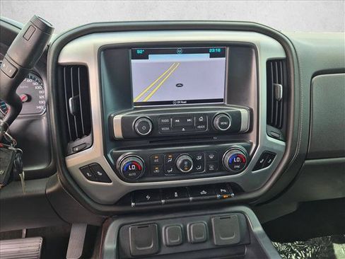 Used 2017 GMC Sierra 1500 SLE w/ SLE Value Package AWD/4WD image 14