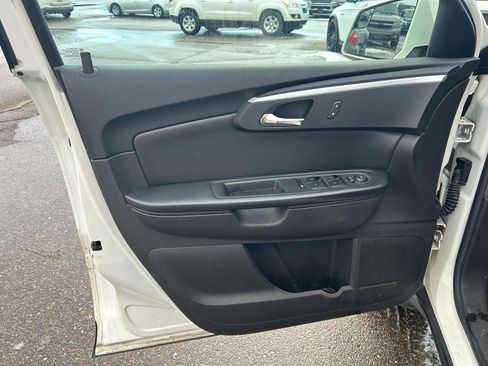 Used 2011 Chevrolet Traverse LT w/ Personal Connectivity Package image 15