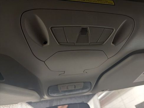 Used 2014 Ford Transit Connect XLT image 23