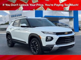 Used 2023 Chevrolet TrailBlazer LT image 1