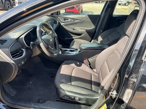 Used 2023 Chevrolet Malibu LT FWD image 18