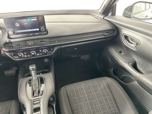 Used 2023 Honda HR-V Sport image 26