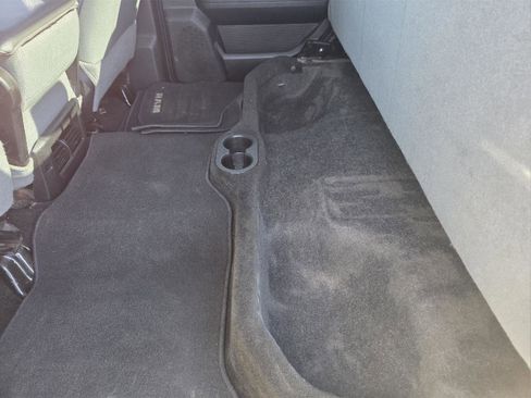 Used 2017 RAM 2500 Tradesman w/ Chrome Appearance Group image 63