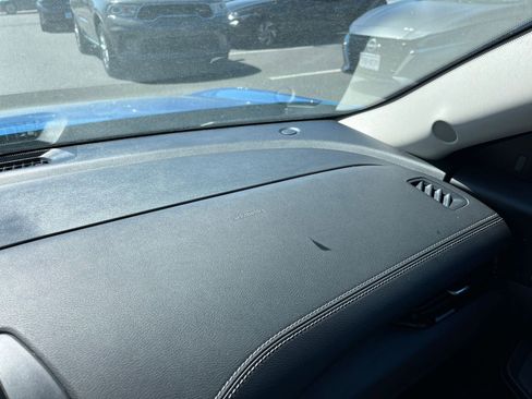 Used 2025 Nissan Sentra SV image 34