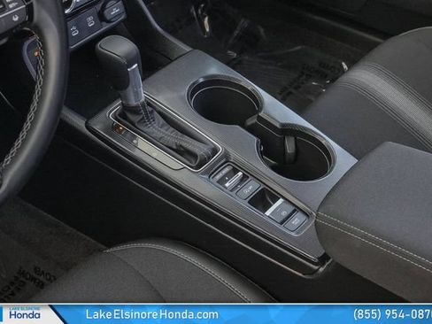 Certified 2025 Honda Civic Sport image 23