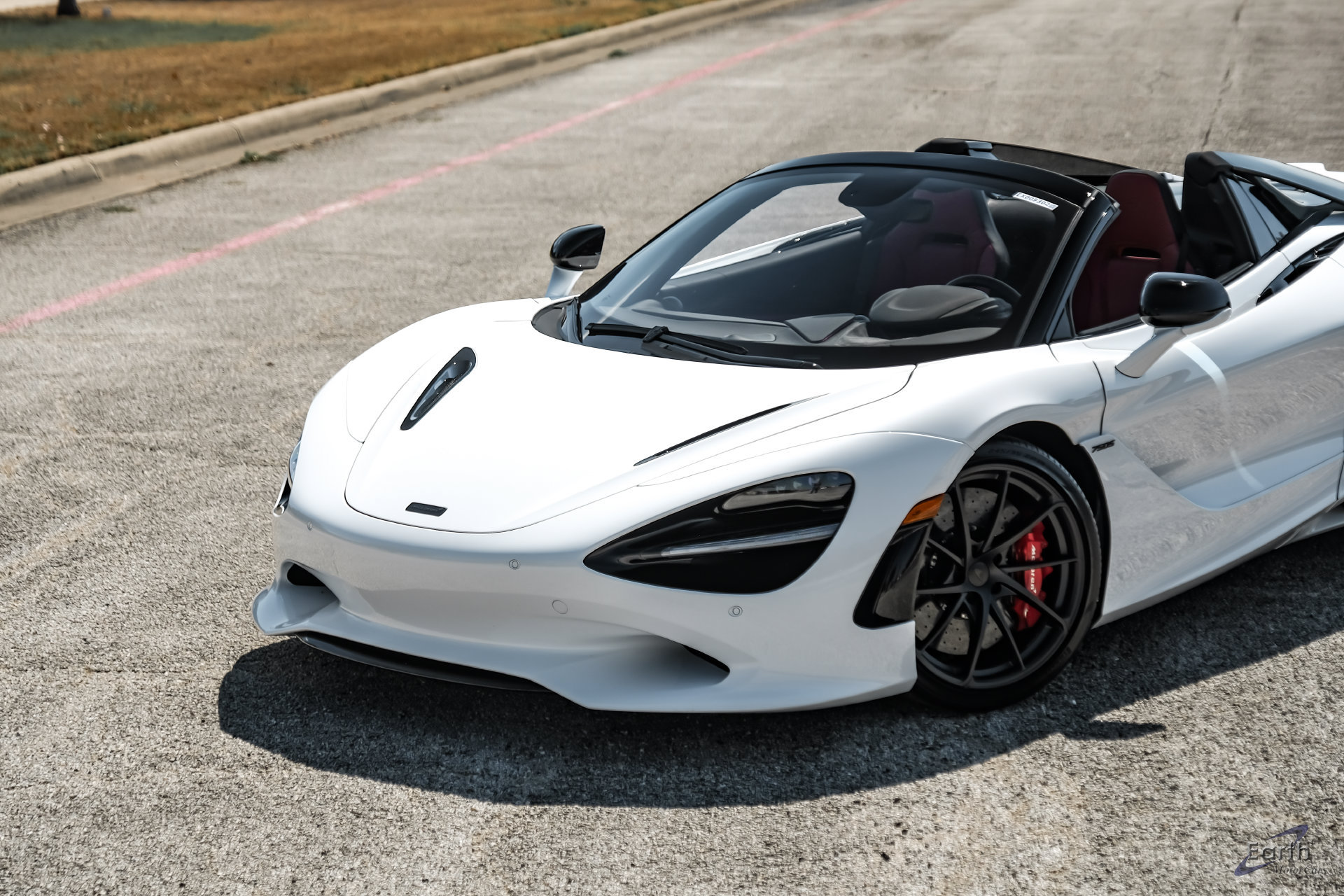 Used 2025 McLaren 750S Spider RWD image 9