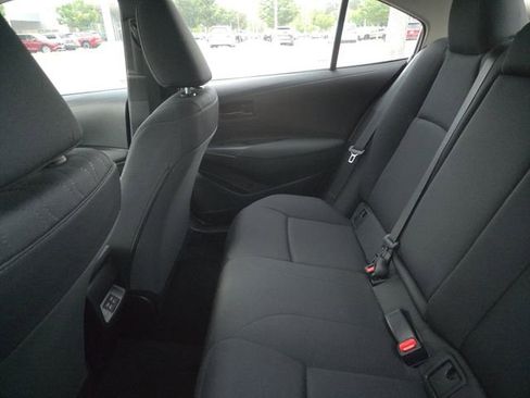 Used 2025 Toyota Corolla LE image 10