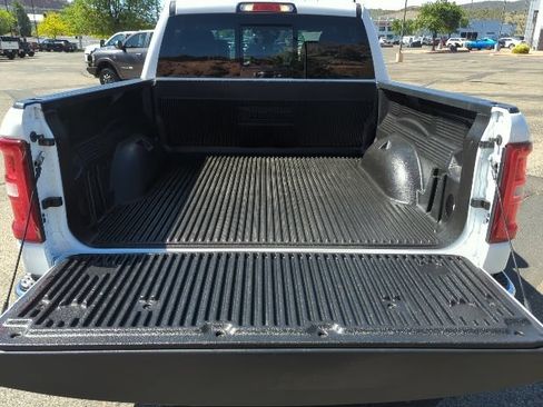 Used 2025 RAM 1500 Laramie AWD/4WD image 25