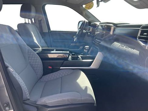 Used 2022 Toyota Tundra SR5 w/ SR5 Convenience Package image 17