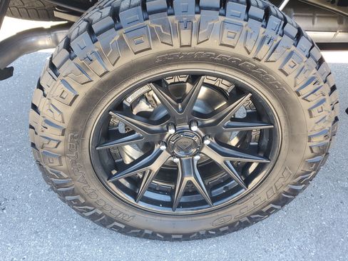 Used 2025 Ford F150 XLT w/ Equipment Group 302A MID image 10