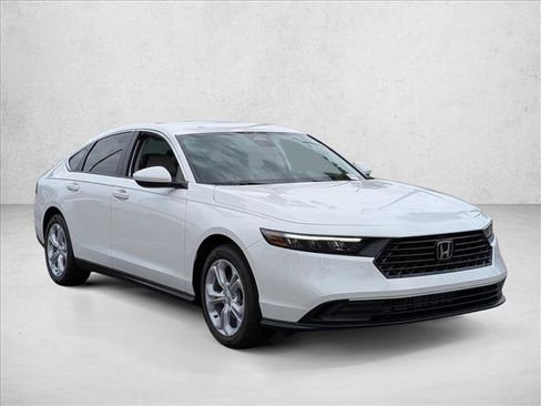New 2026 Honda Accord LX image 7