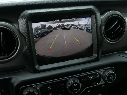 Used 2023 Jeep Wrangler Unlimited w/ 8.4" Radio Group AWD/4WD image 20