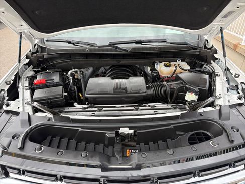 Used 2023 Chevrolet Tahoe LT w/ LT Signature Package image 22