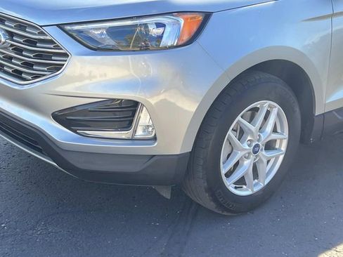 Certified 2022 Ford Edge SEL w/ Convenience Package image 8