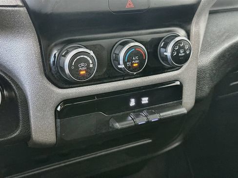 Used 2021 RAM 2500 Tradesman AWD/4WD image 17