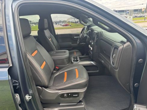 Used 2021 GMC Sierra 1500 AT4 w/ Technology Package AWD/4WD image 15