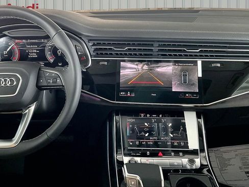 New 2026 Audi Q8 Premium Plus image 6