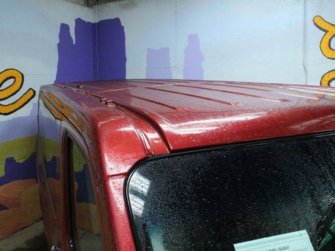 Used 2018 Nissan NV 3500 SV image 5