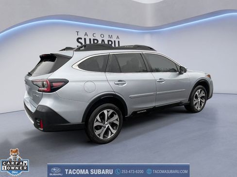 Used 2022 Subaru Outback Limited AWD/4WD image 5