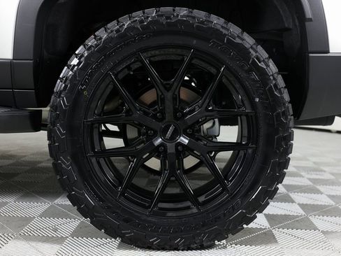 Used 2025 Lexus GX 550 image 56