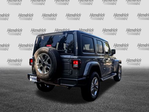 Used 2022 Jeep Wrangler Unlimited Sahara image 10