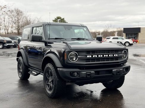 Used 2024 Ford Bronco Black Diamond image 3
