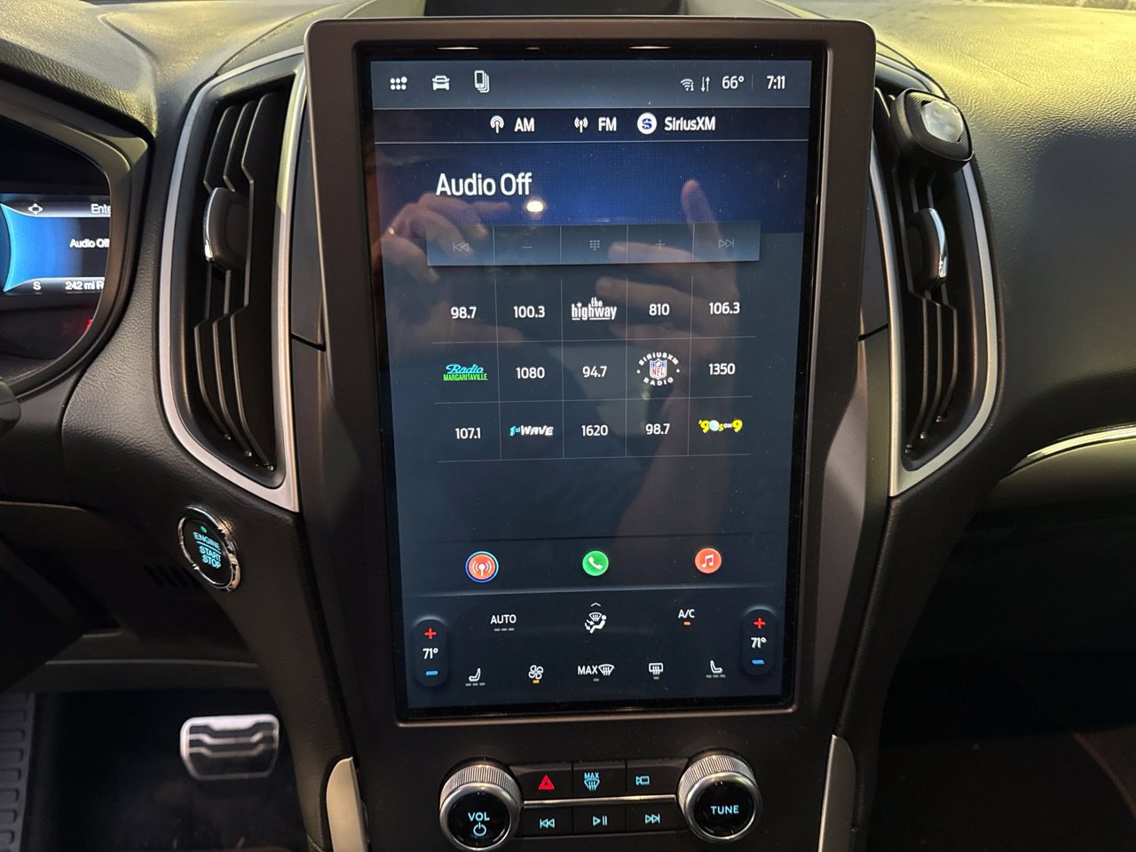 Used 2024 Ford Edge ST-Line AWD/4WD image 23