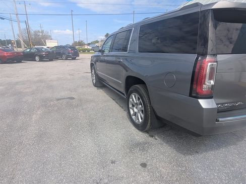 Used 2018 GMC Yukon XL Denali w/ Open Road Package image 6