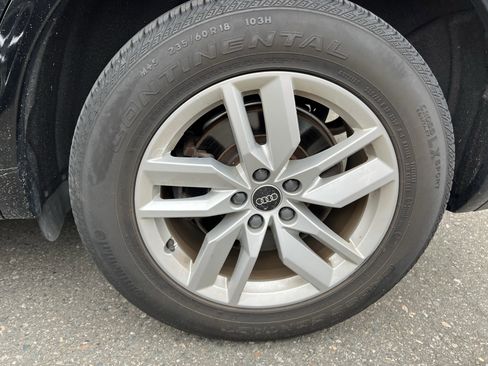 Used 2023 Audi Q5 2.0T Premium w/ Convenience Package image 13