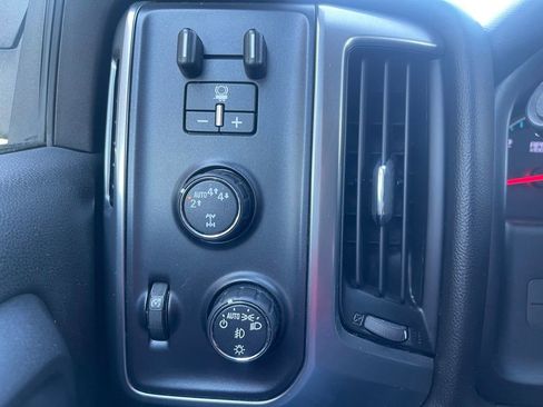 Used 2017 Chevrolet Silverado 1500 LT w/ All Star Edition AWD/4WD image 18