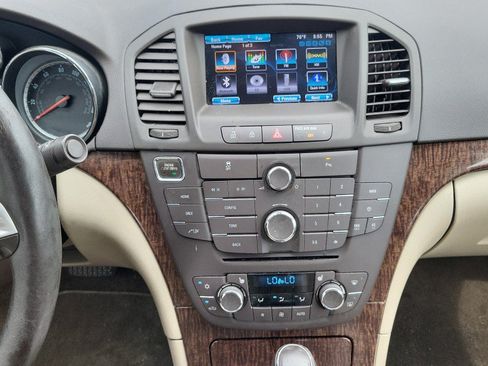 Used 2013 Buick Regal Premium FWD image 26