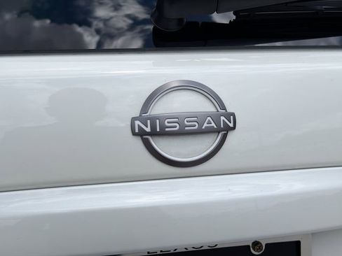 Used 2023 Nissan Murano SV FWD image 41