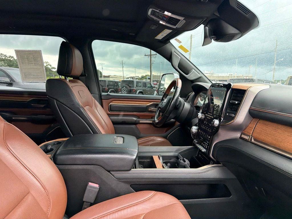 Used 2019 RAM 1500 Limited AWD/4WD image 24