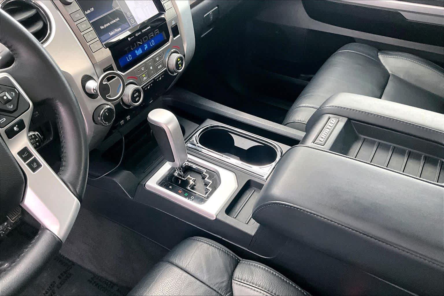 Used 2021 Toyota Tundra Limited w/ Limited Premium Package AWD/4WD image 17